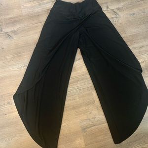 Black Dress pants by sympli